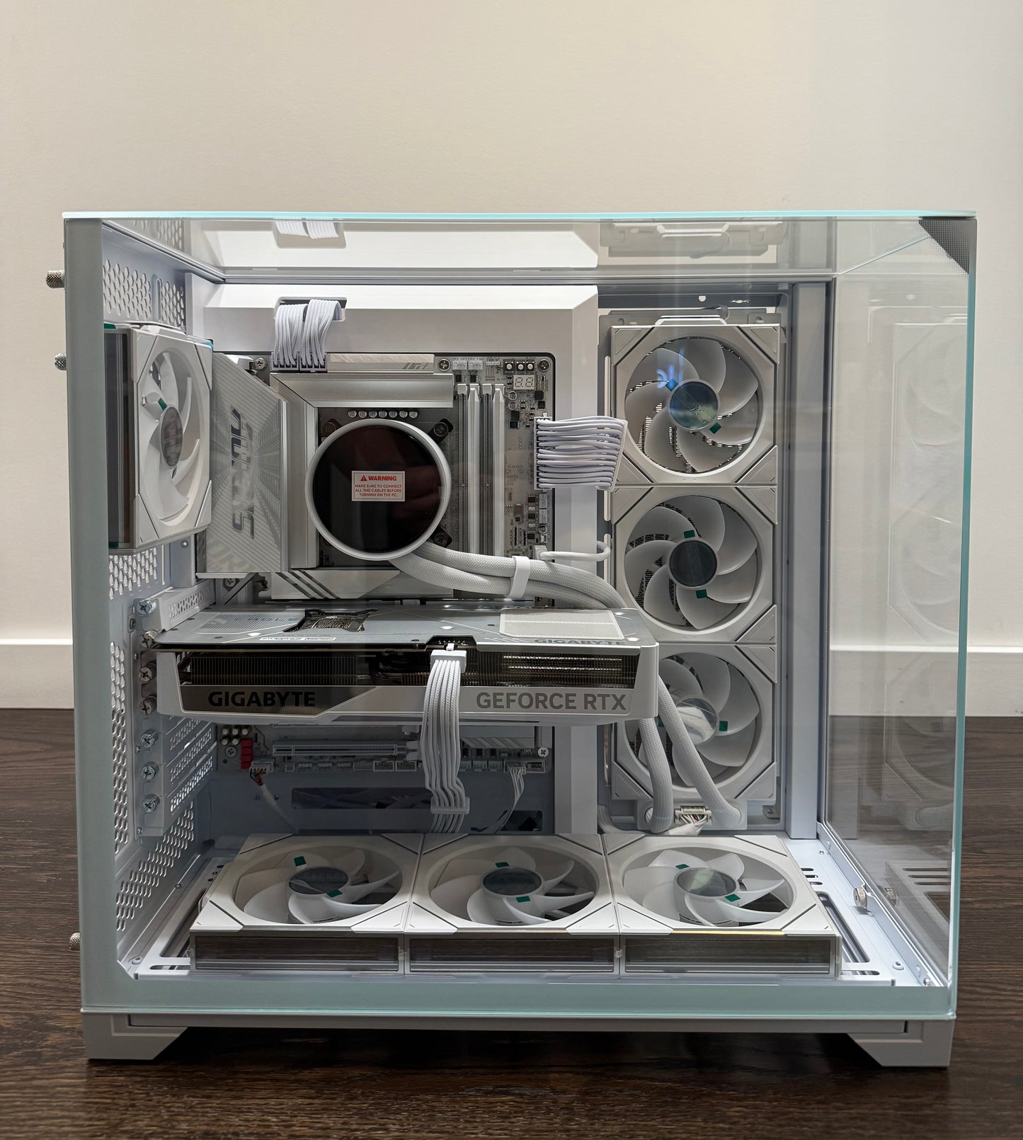 MOBO Shown in High mode