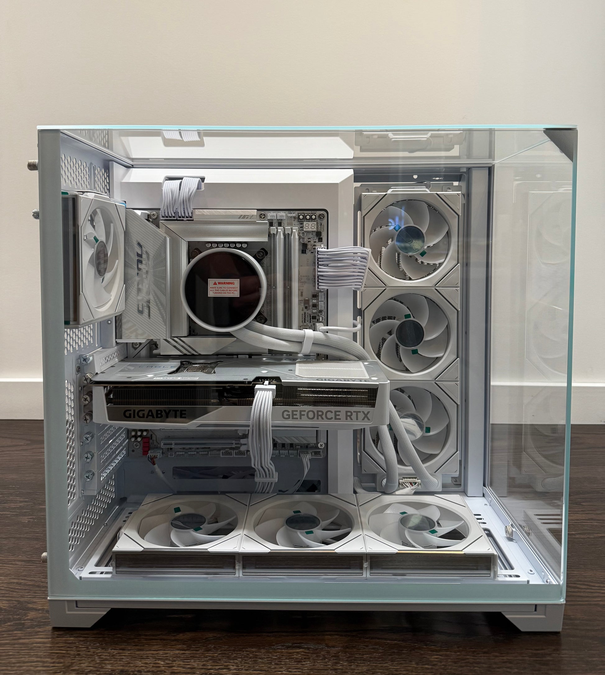 MOBO Shown in High mode